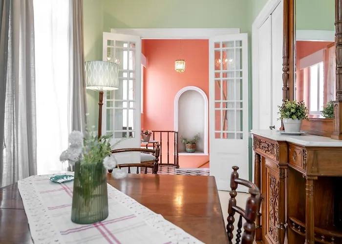 Neoclassical Mansion In By Explore Apart-hotel Ándros