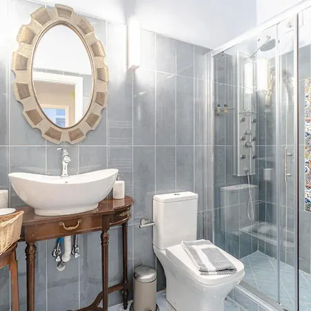 Neoclassical Mansion In By Explore 4* Ándros