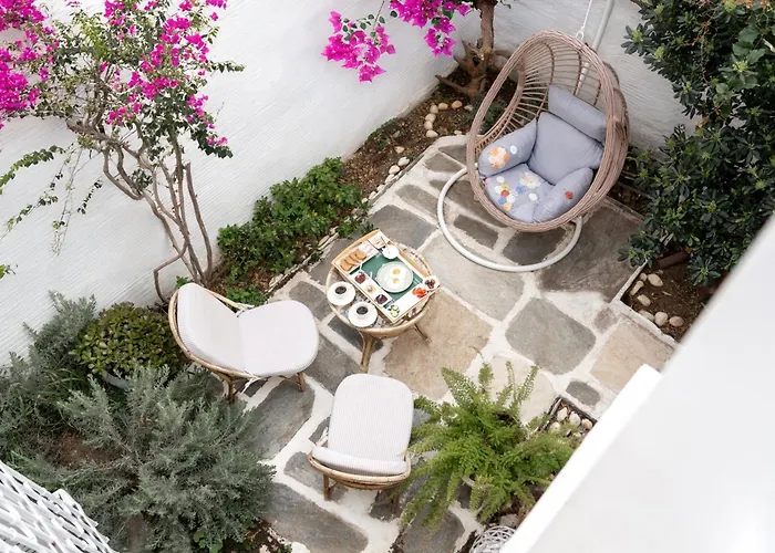 Neoclassical Mansion In By Explore Андрос