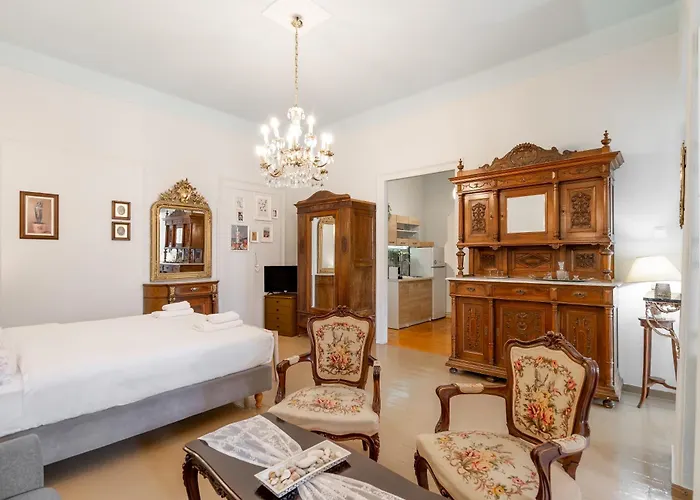 Neoclassical Mansion In By Explore 4* Андрос